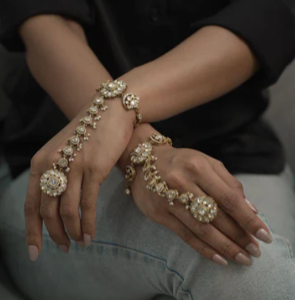 Aakriti Gold Polki Moissanite Hathpan | Hand Harness